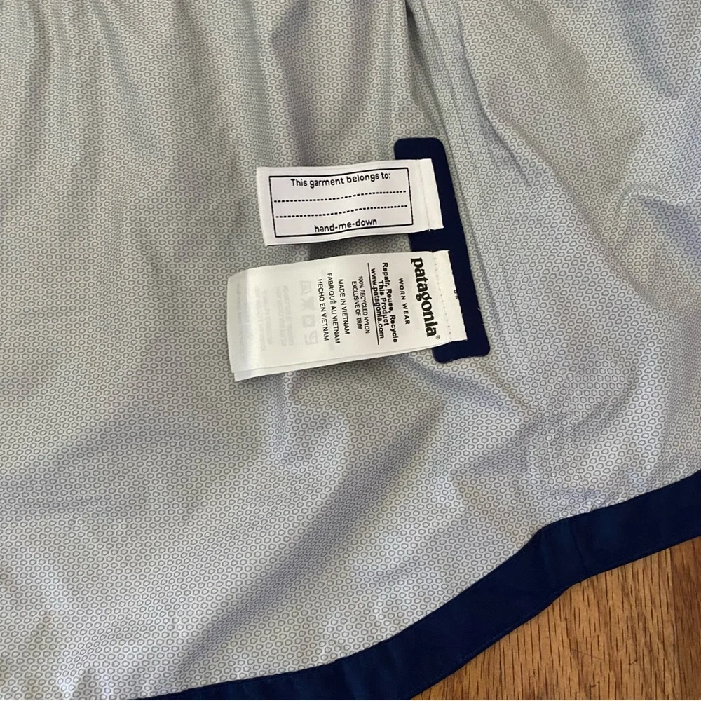 Patagonia Torrentshell H2No Girls Raincoat - Picture 9 of 11